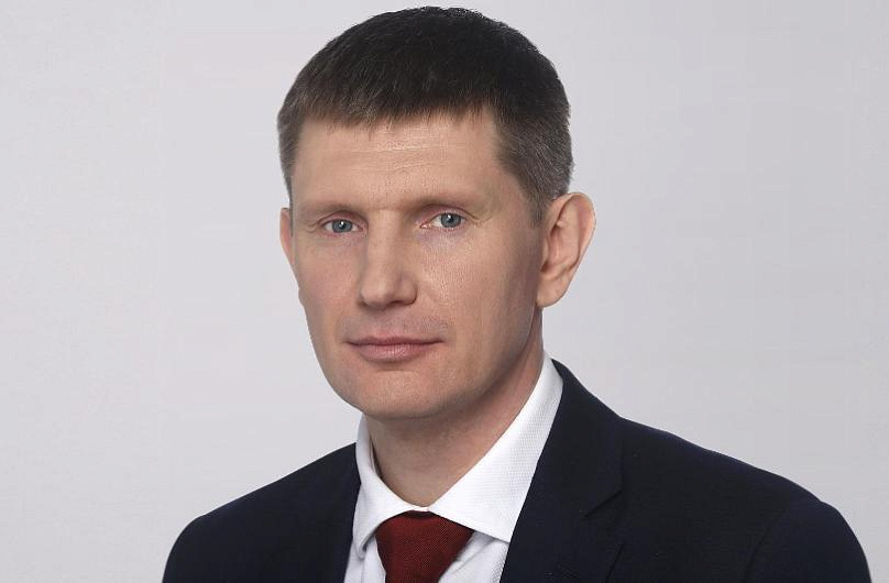 Максим Решетников поздравил представителей малого и среднего бизнеса с Днем предпринимательства